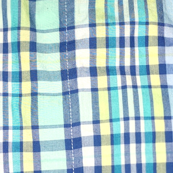 Boys plaid one piece pastel jumper- Crown and Ivy- 3M Button neckline - Picture 4 of 4